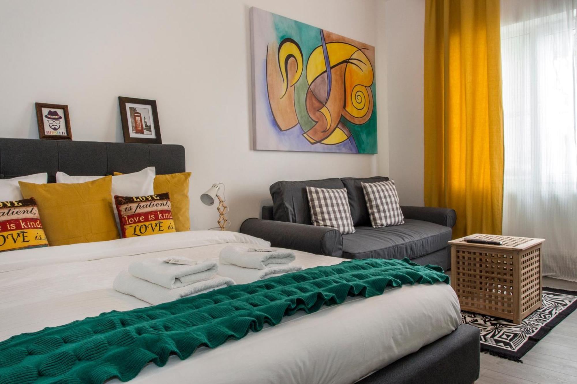 Old Town Premium Apartment By Mrg Букурещ Екстериор снимка